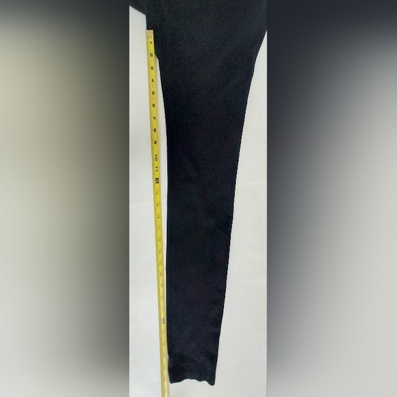 Ladies Black Athleta Full Length Leggings with 4 Pockets Size Small - Picture 5 of 7